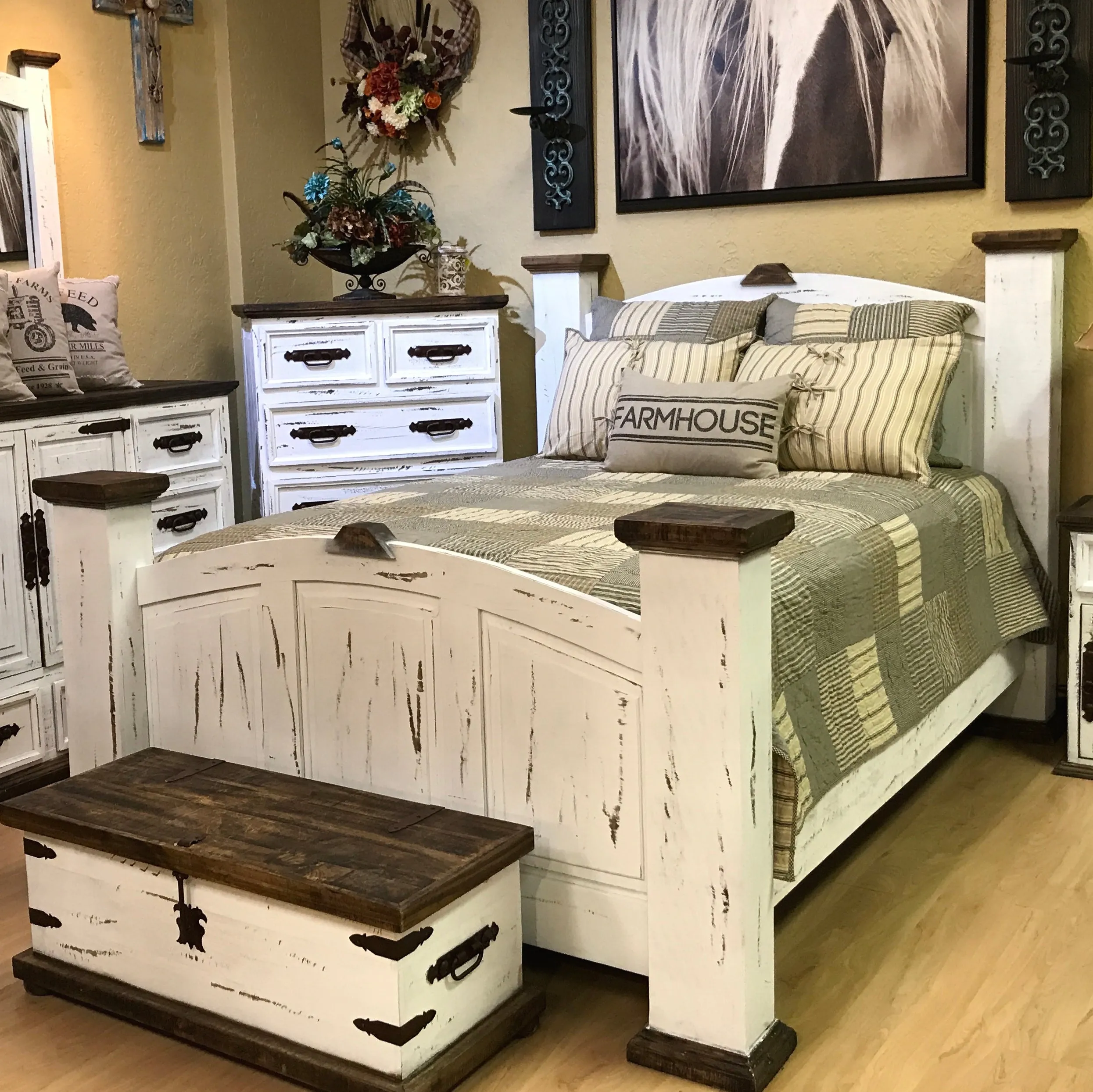 Gatlinburg Bedroom Set