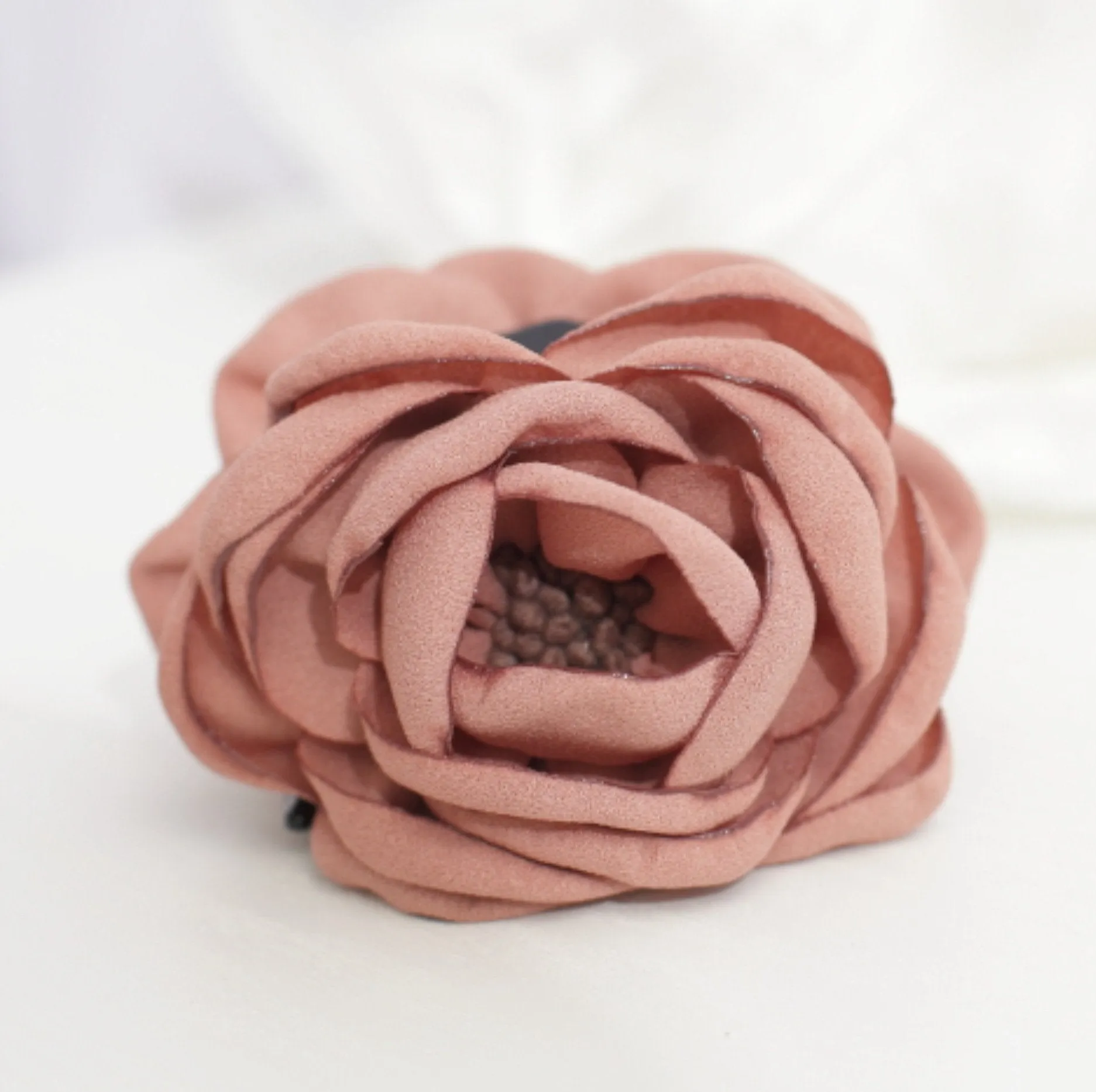 Handmade Peony Root motivated Stamen Pistil Flower Hair Jaw Claw Clip