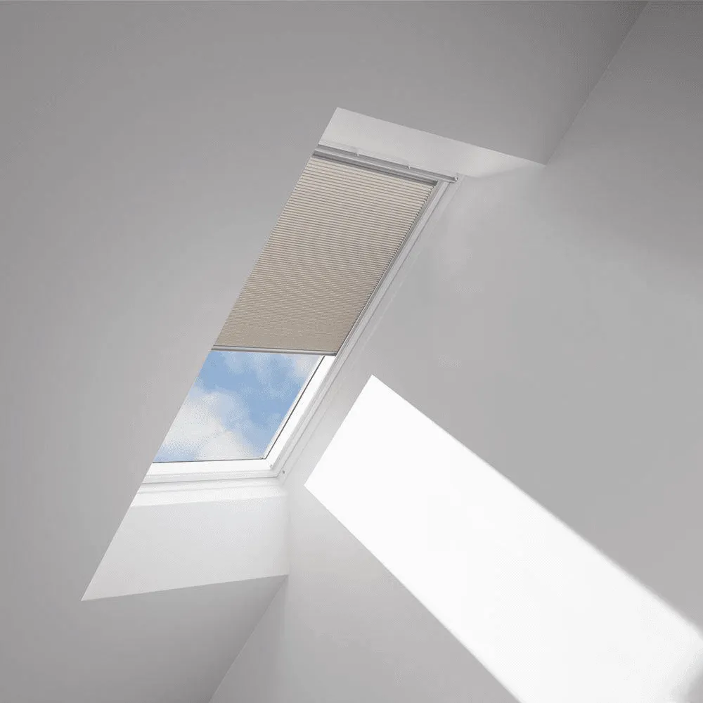 Solar Powered Room Darkening White Skylight Blinds